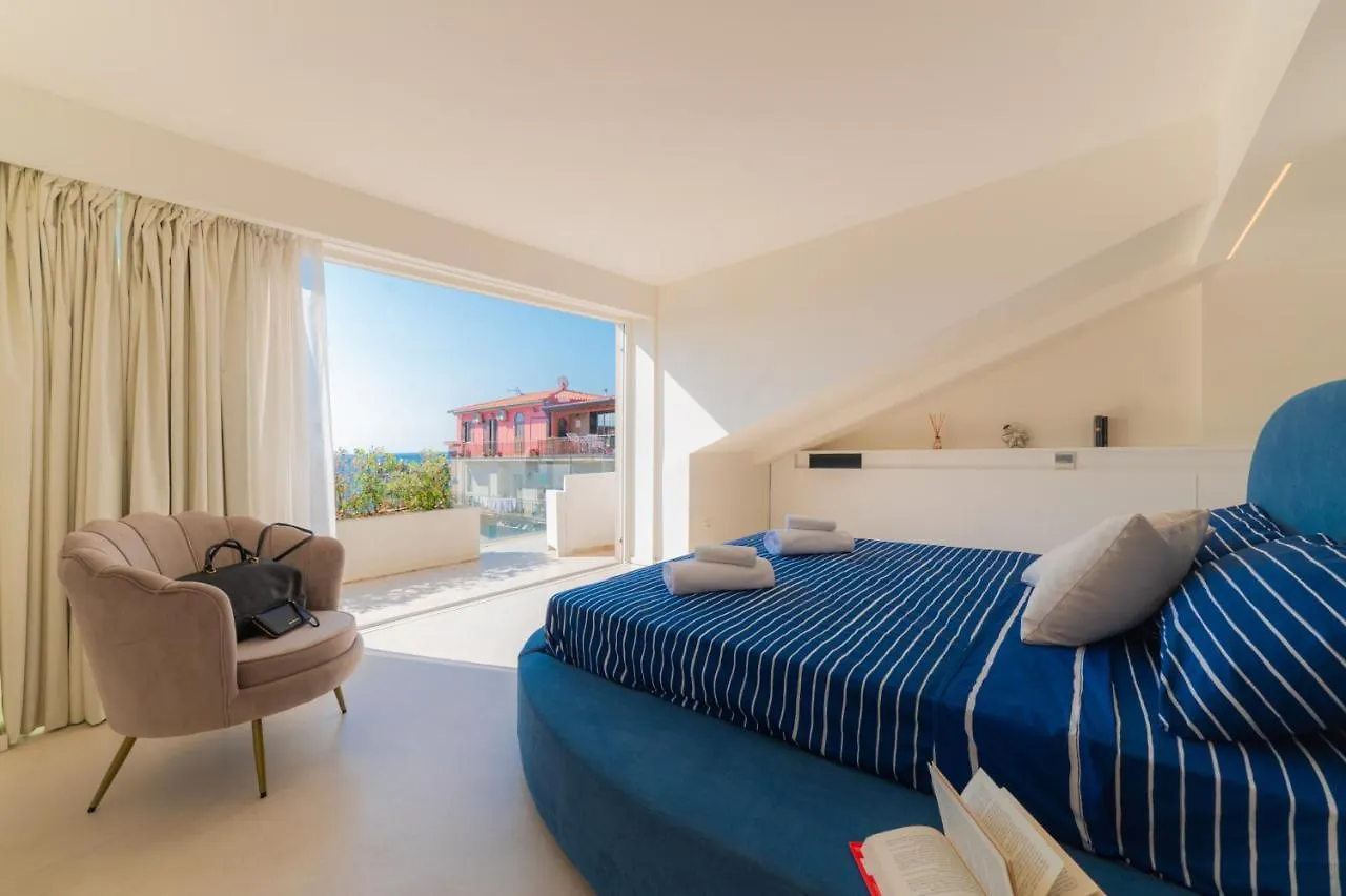Appartamenti Paolone House Taormina Mare Mazzeo