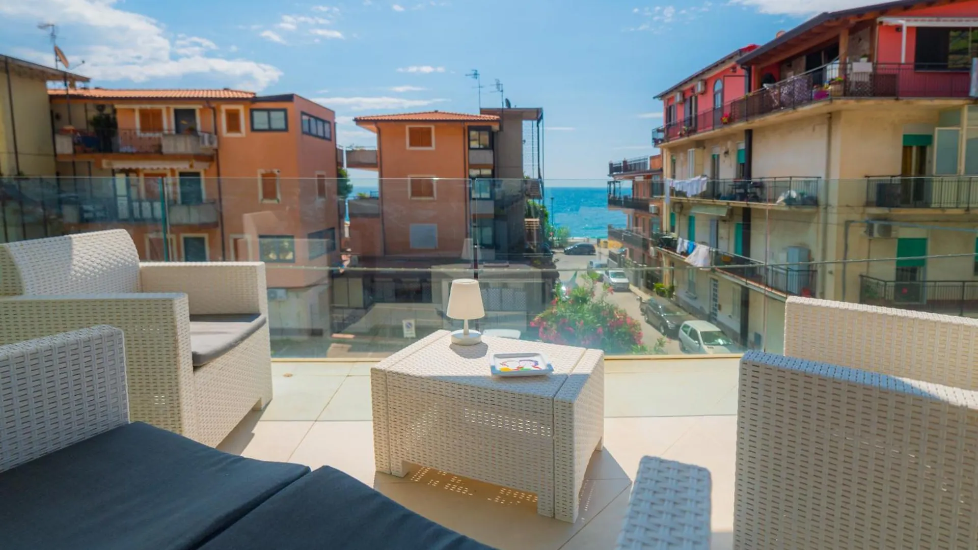 Appartamenti Paolone House Taormina Mare Mazzeo Apartmán